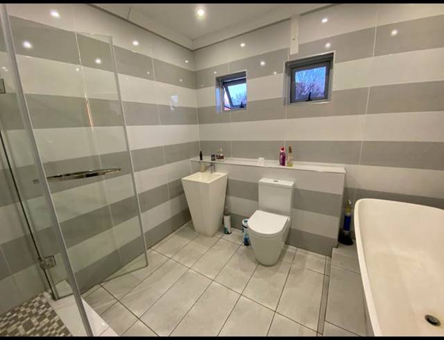 7 BEDROOM HOUSE FOR SALE IN CLUBVILLE